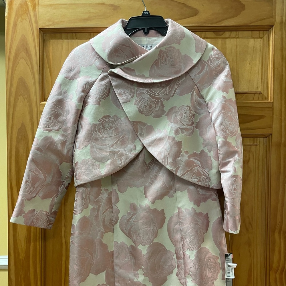 Women’s 2piece suit